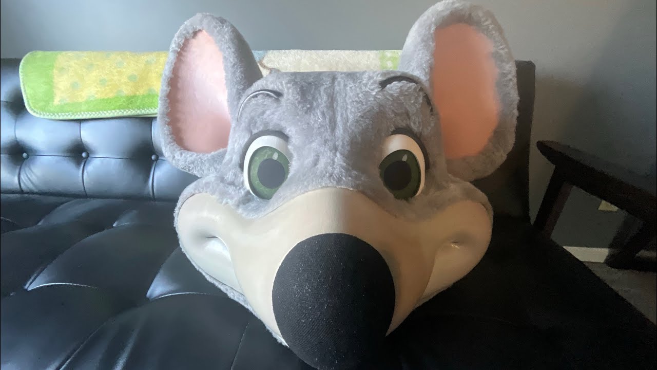 Chuck E. Cheese rockstar suit up