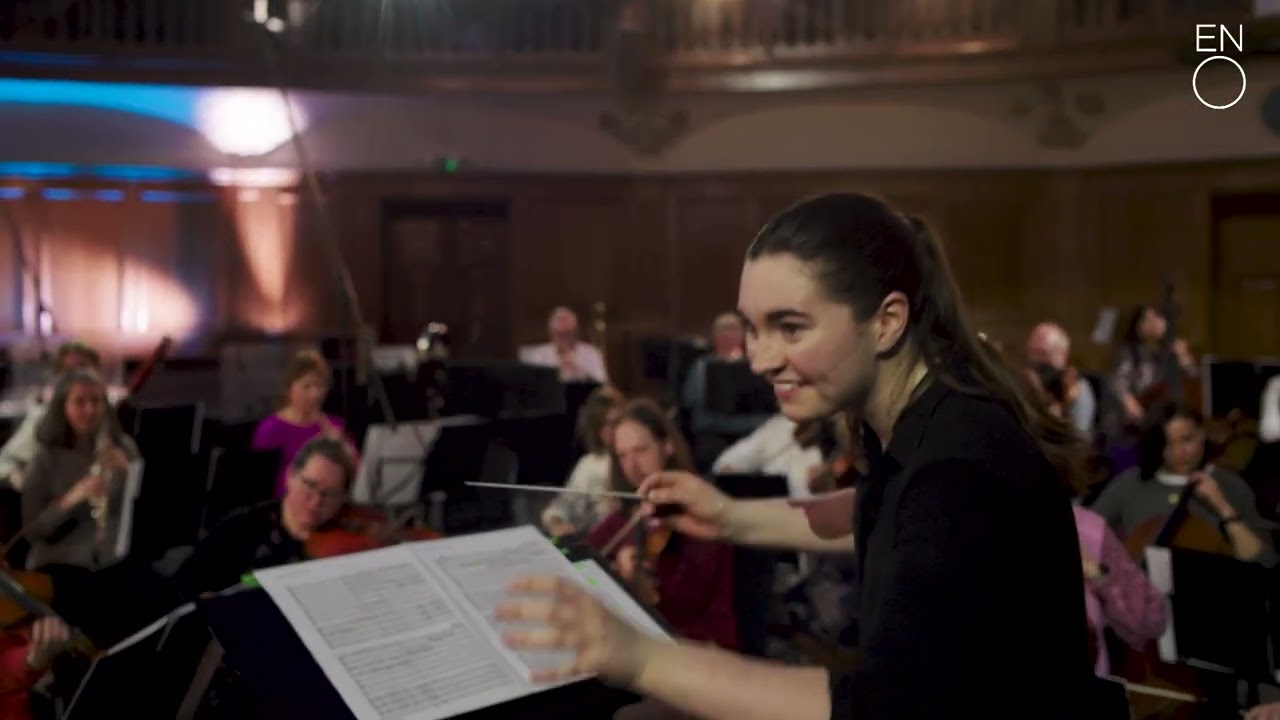 Mozart's Così fan tutte | Overture ǀ English National Opera