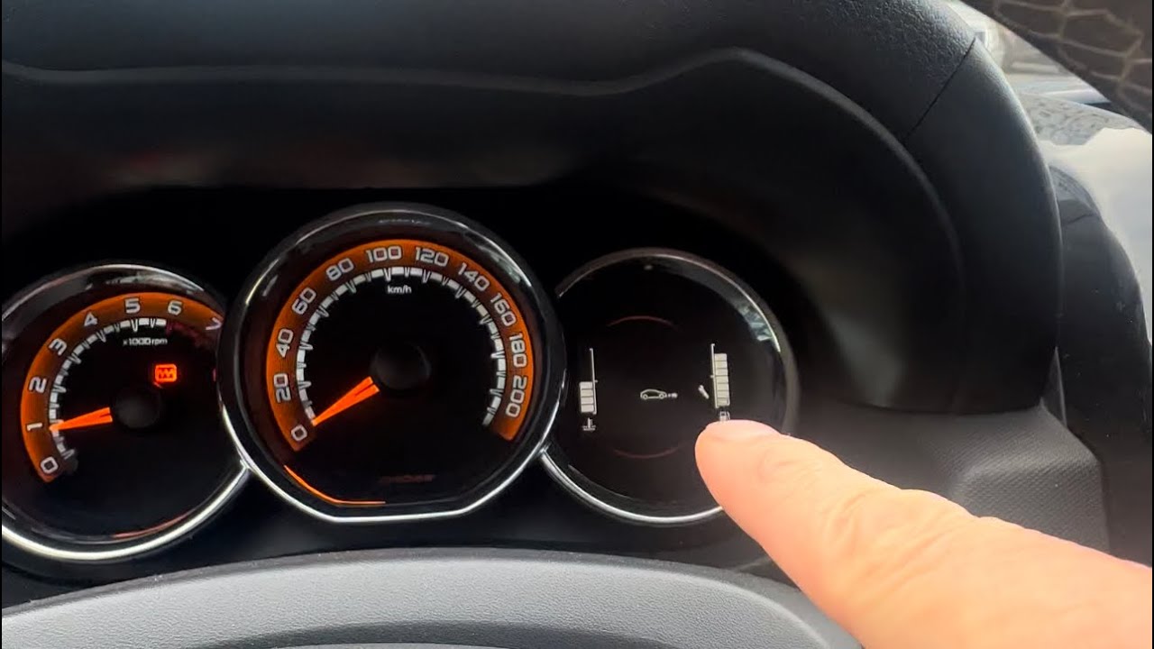 Как убрать пилу на новом Lada Largus FL