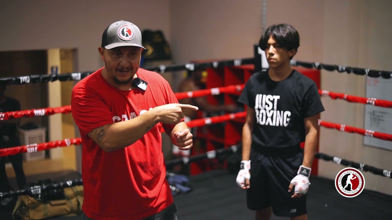 Boxing footwork to use in the ring. Part 4 - Circle left and circle right.