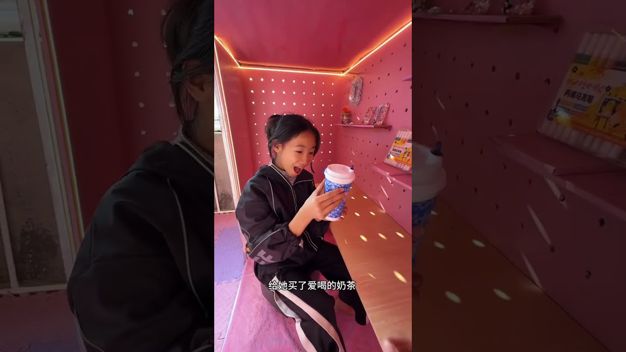 The little girl made a pegboard study in the secret base#Secret Base#Max-level child#My yo