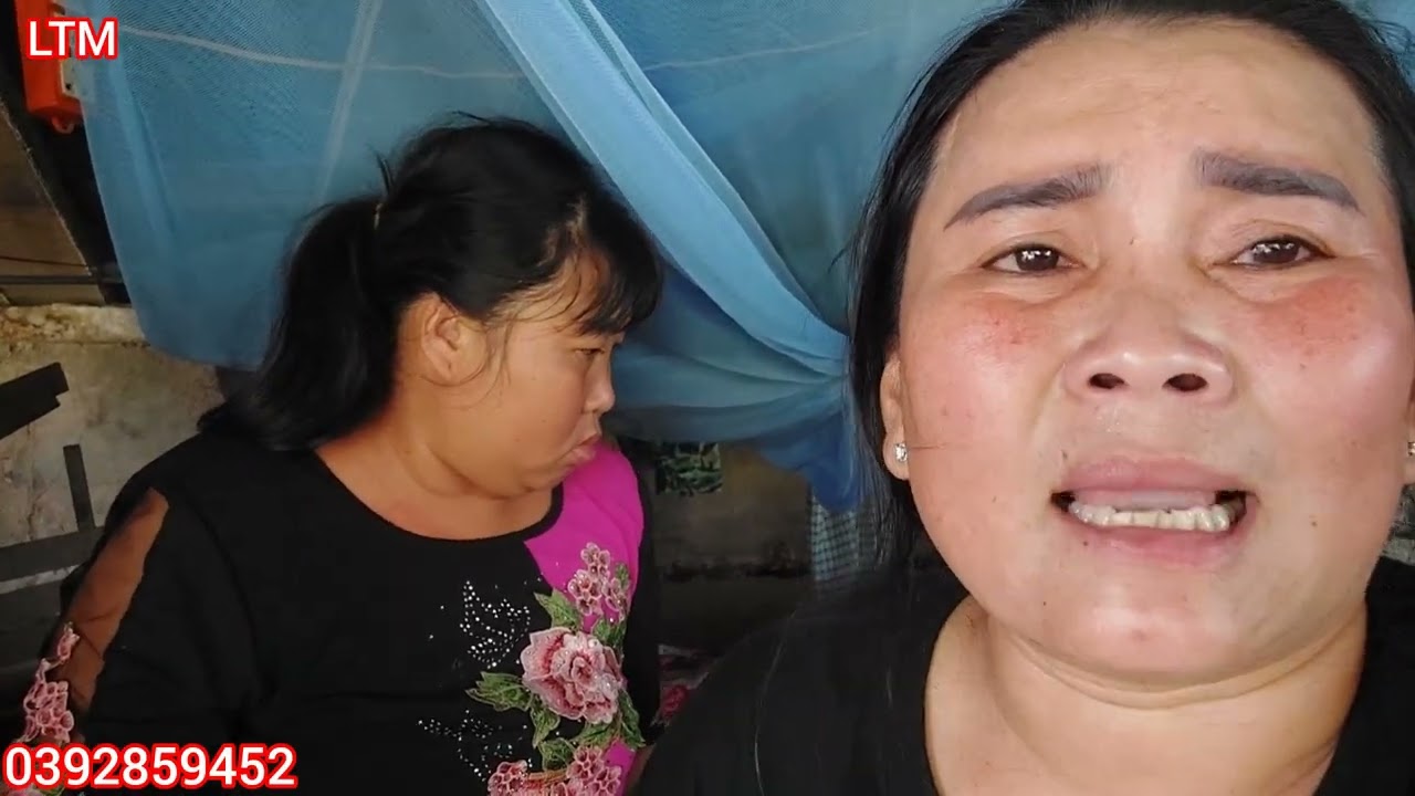 Em Loan lên để coi tình hình chị Ba có giảm chút nào hay không