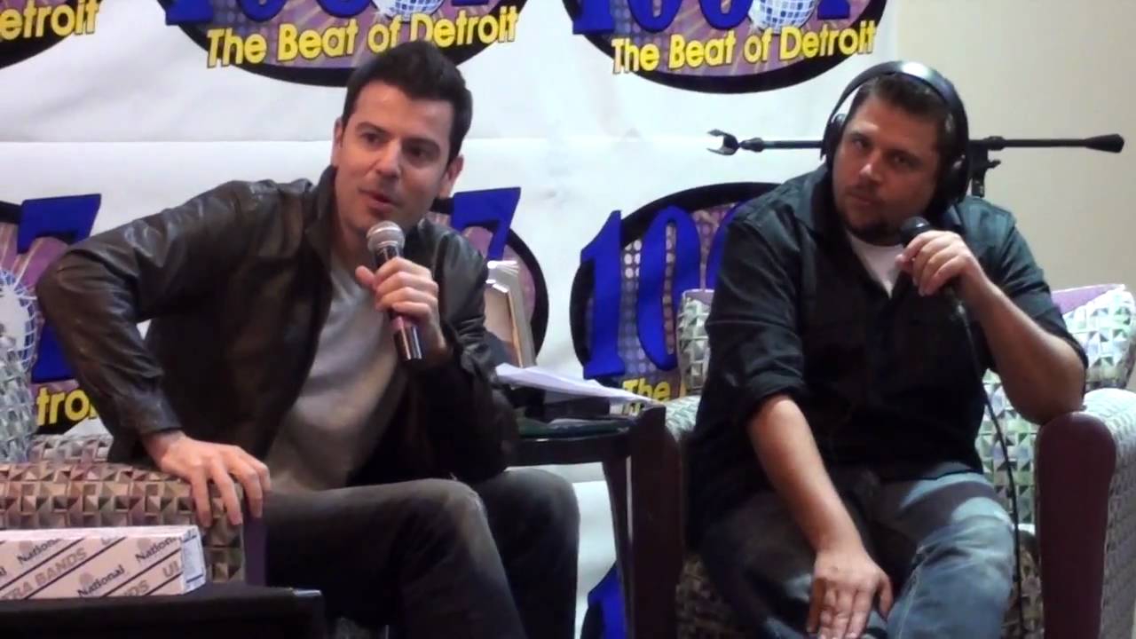 Jordan Knight - Intimate and Interactive - Video 3
