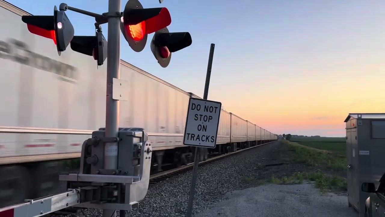 NS 1004 West in Lanesville, IL on 6/15/24