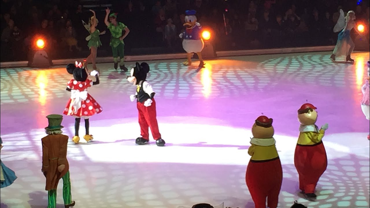 Disney on Ice Let's Celebrate 2015