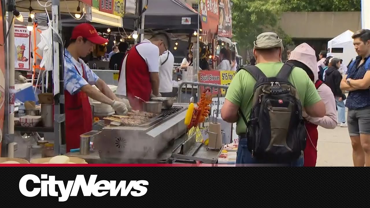 Toronto small business owners banking on last summer long weekend