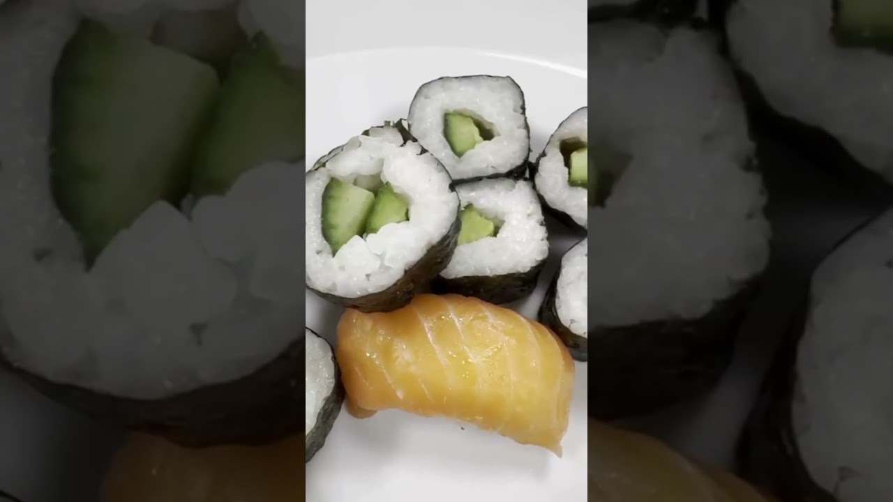 12 zku&scaron;en&yacute;ch degust&aacute;torů hodnotilo sushi z obchodů. V&yacute;sledky najdete na www.dtest.cz. #dtest #sushi