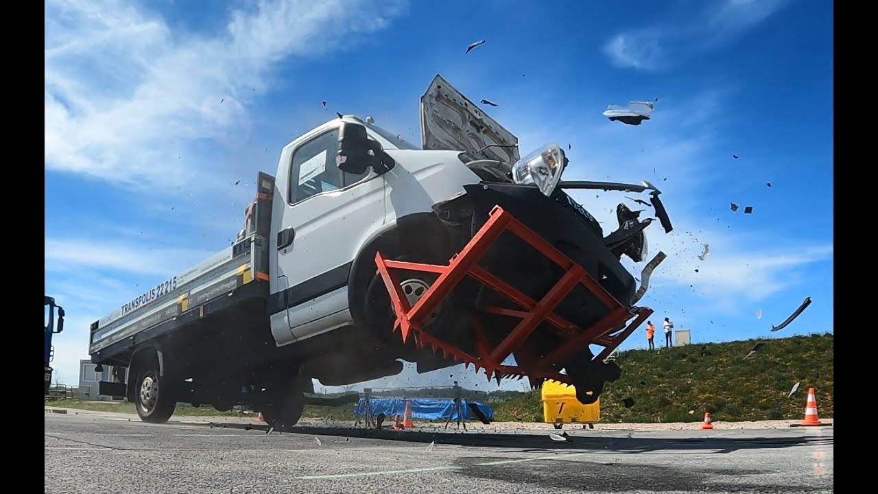 IVECO EASY DAILY VS BARRIÈRE-TITAN