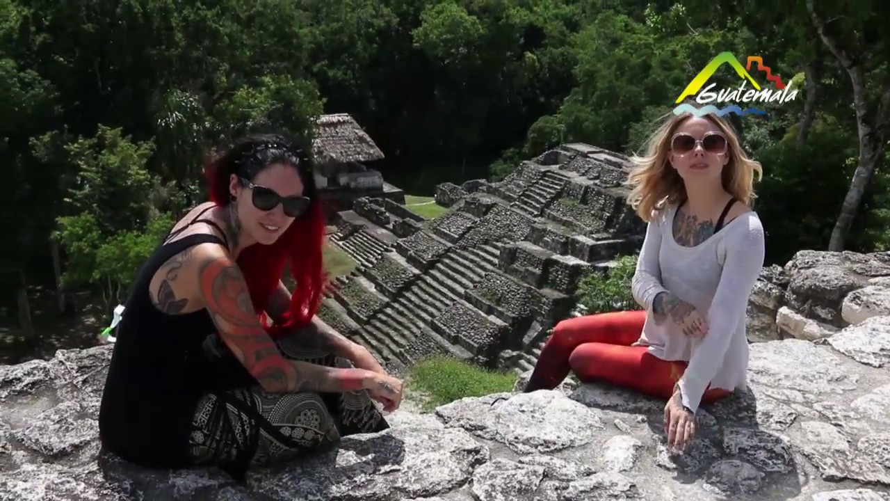 Megan Massacre y Cervena Fox visitan Guatemala