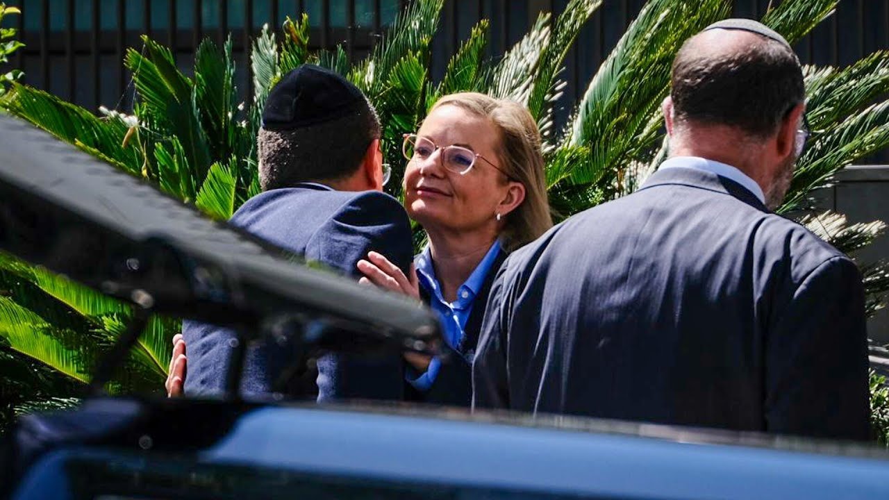 &lsquo;The PM won't do it&rsquo;: Coalition launches anti-terror taskforce in wake of Bondi attack