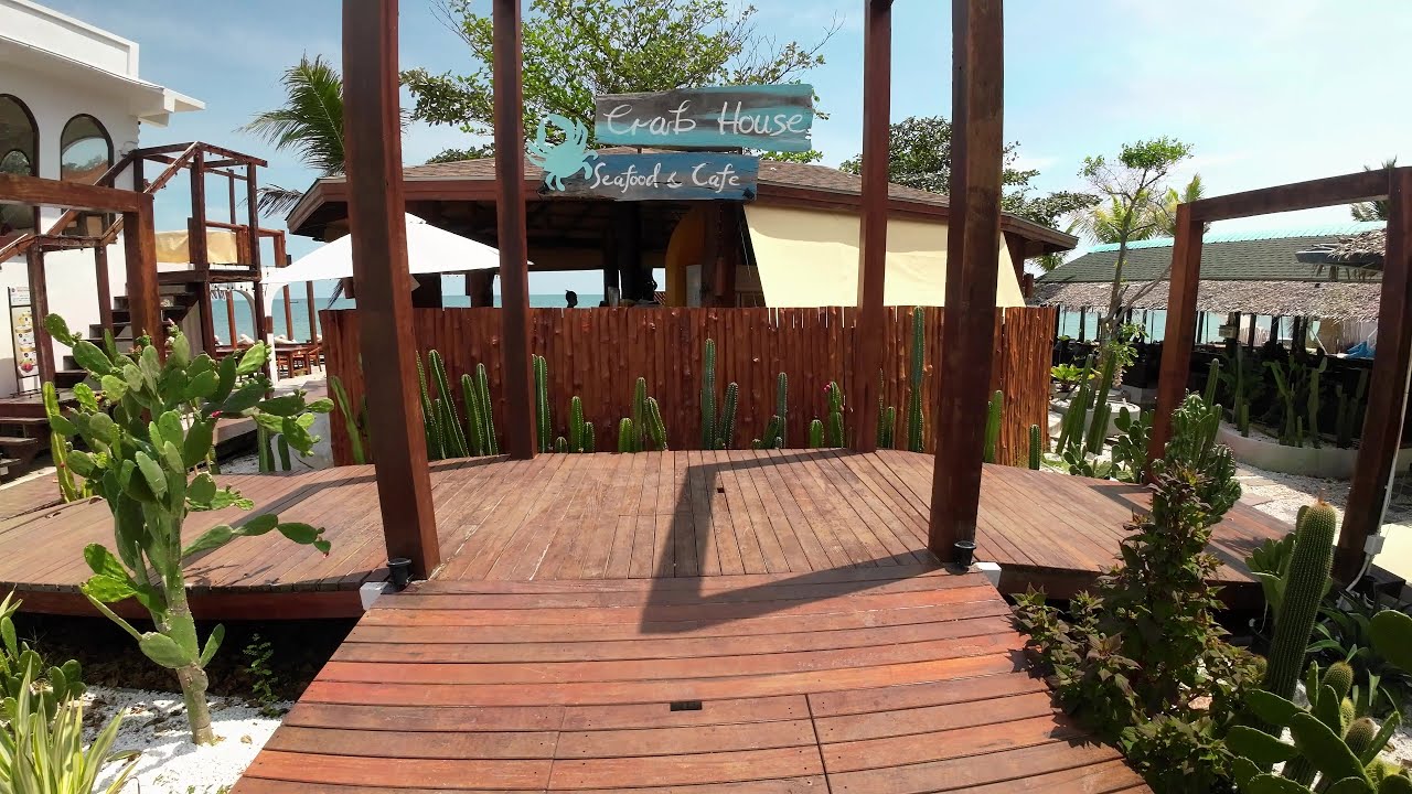 GOOD EATS ON THE BEACH - Crab House, Ban Chang, Rayong, Thailand