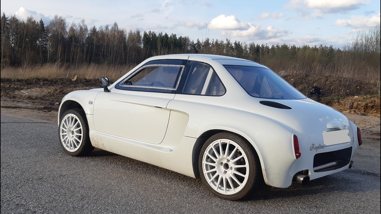 Cristalia Replica R