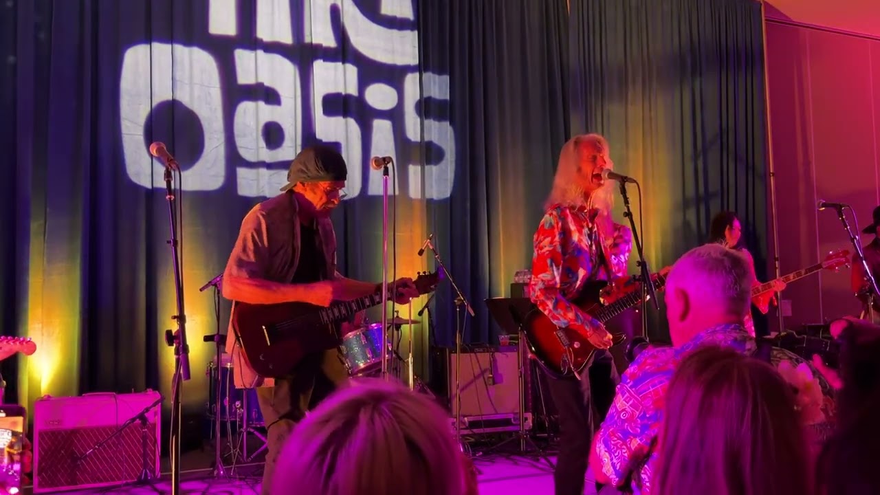 Lenny Kaye and Johnny Echols “My Little Red Book” in San Diego on 8/10/25.