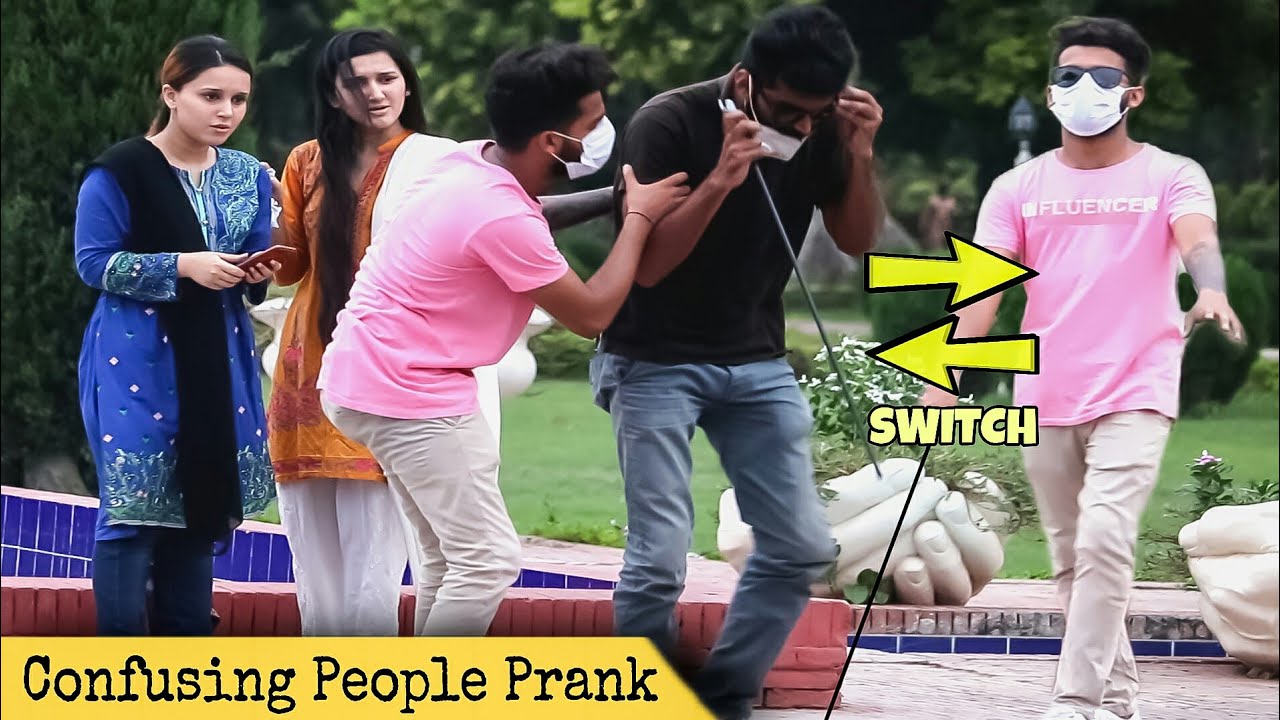 Blind Man Confusing People Prank | Prank in Pakistan