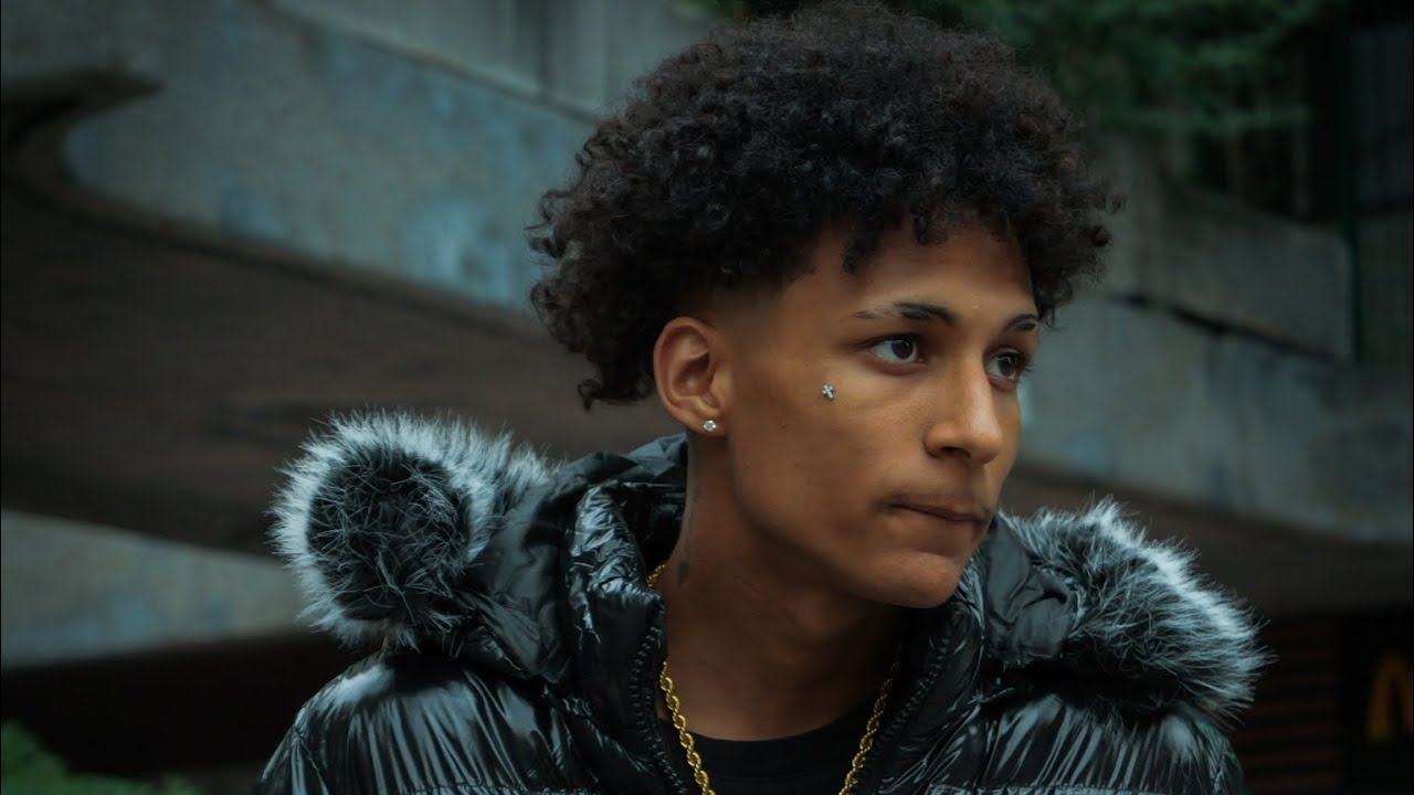 FLACO CR - SANTA👱🏻‍♀️❤️ ( VIDEO OFICIAL) prd by: Nomad films🎥  