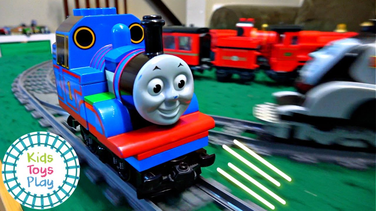 How to Make a Moving LEGO Thomas the Tank Engine Train