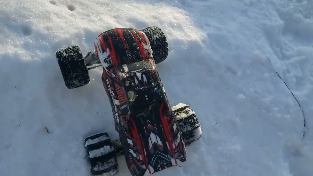 Winter Wonderland fun with the Traxxas Stampede RC Truck