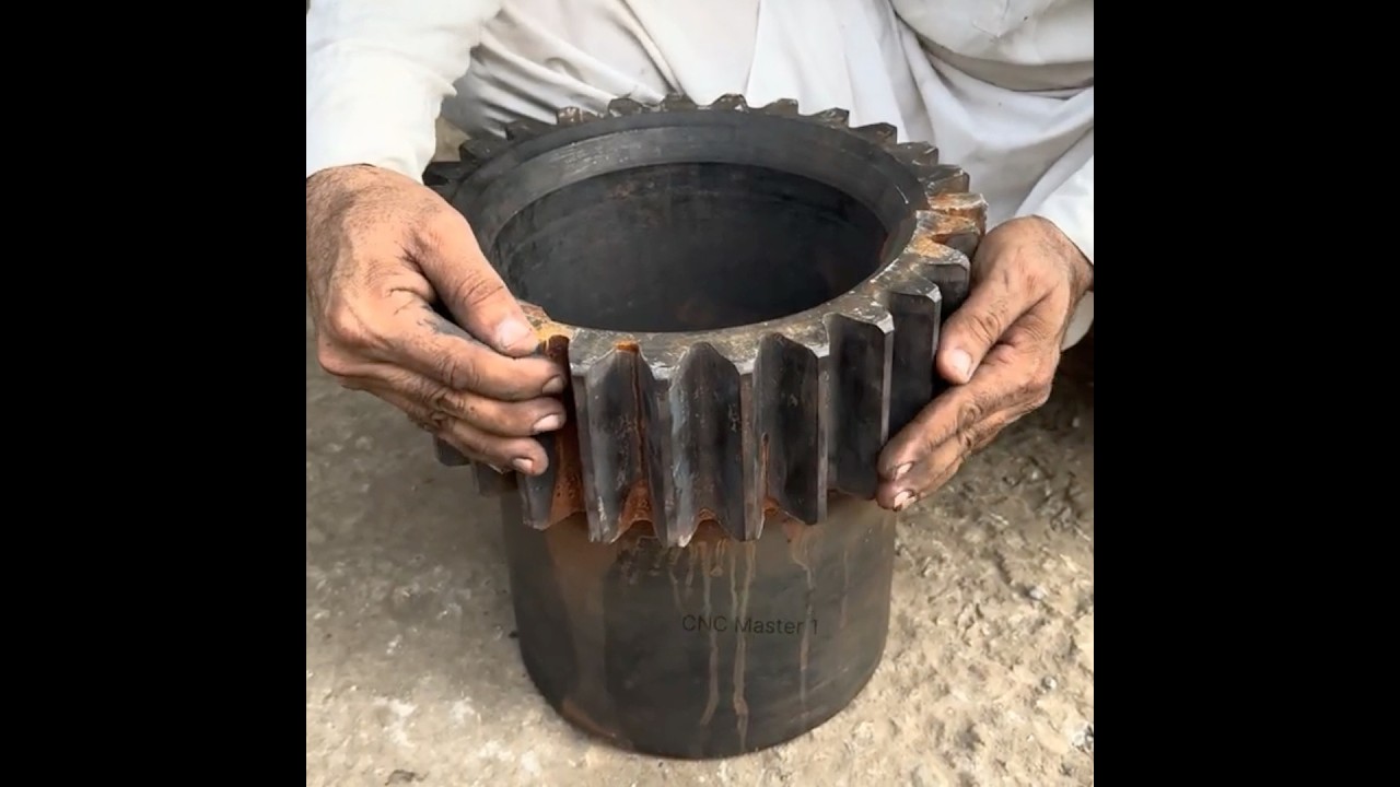 Broken Caterpillar Gear Rebuild | Turning a Severely Damaged Part into Like-New Condition