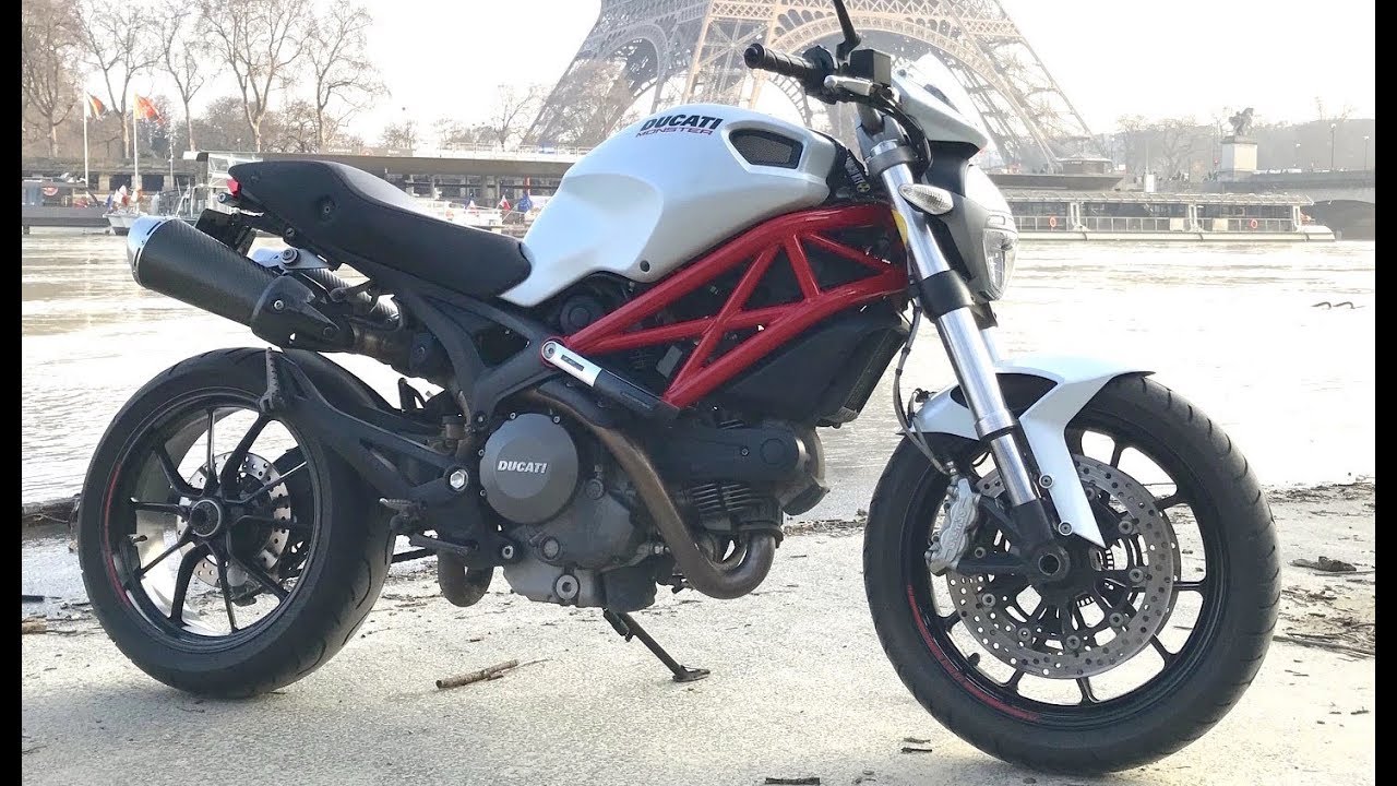 JE VOUS PRÉSENTE MA DUCATI MONSTER 796 - Premier Moto Vlog!