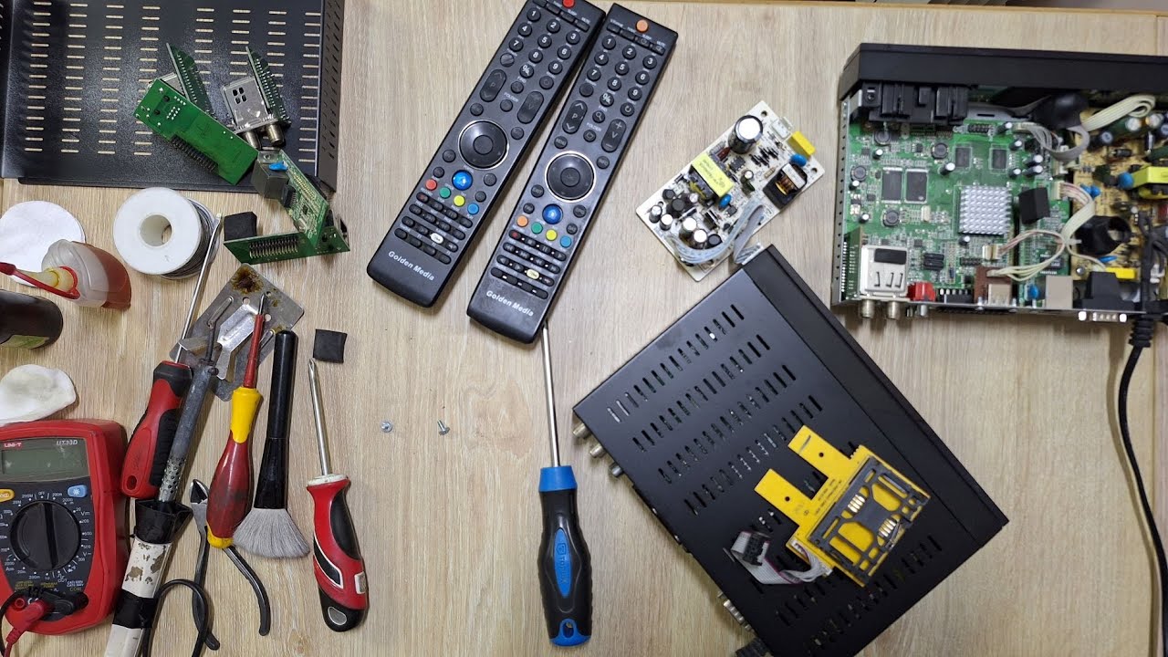 Реанимируем тюнера Golden Media Spark, GI8120, Amico Alien 8900.