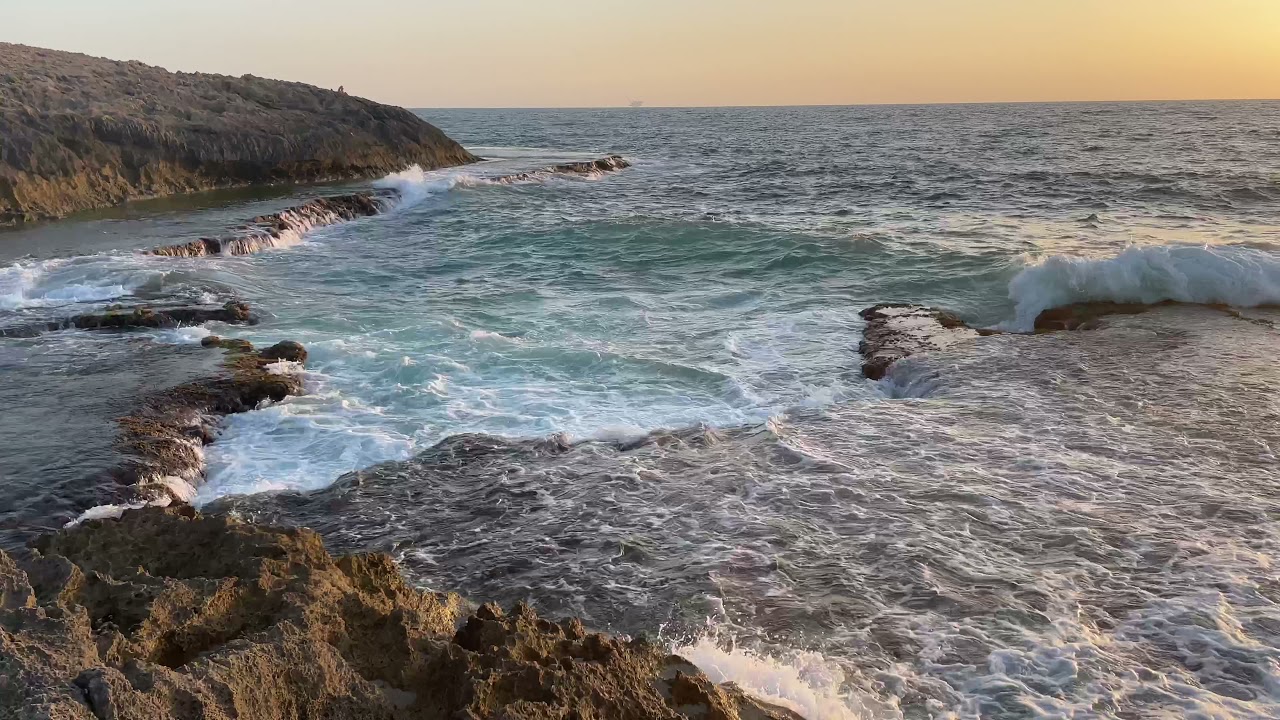 Средиземное море. Пляж Абоним. חוף הבונים