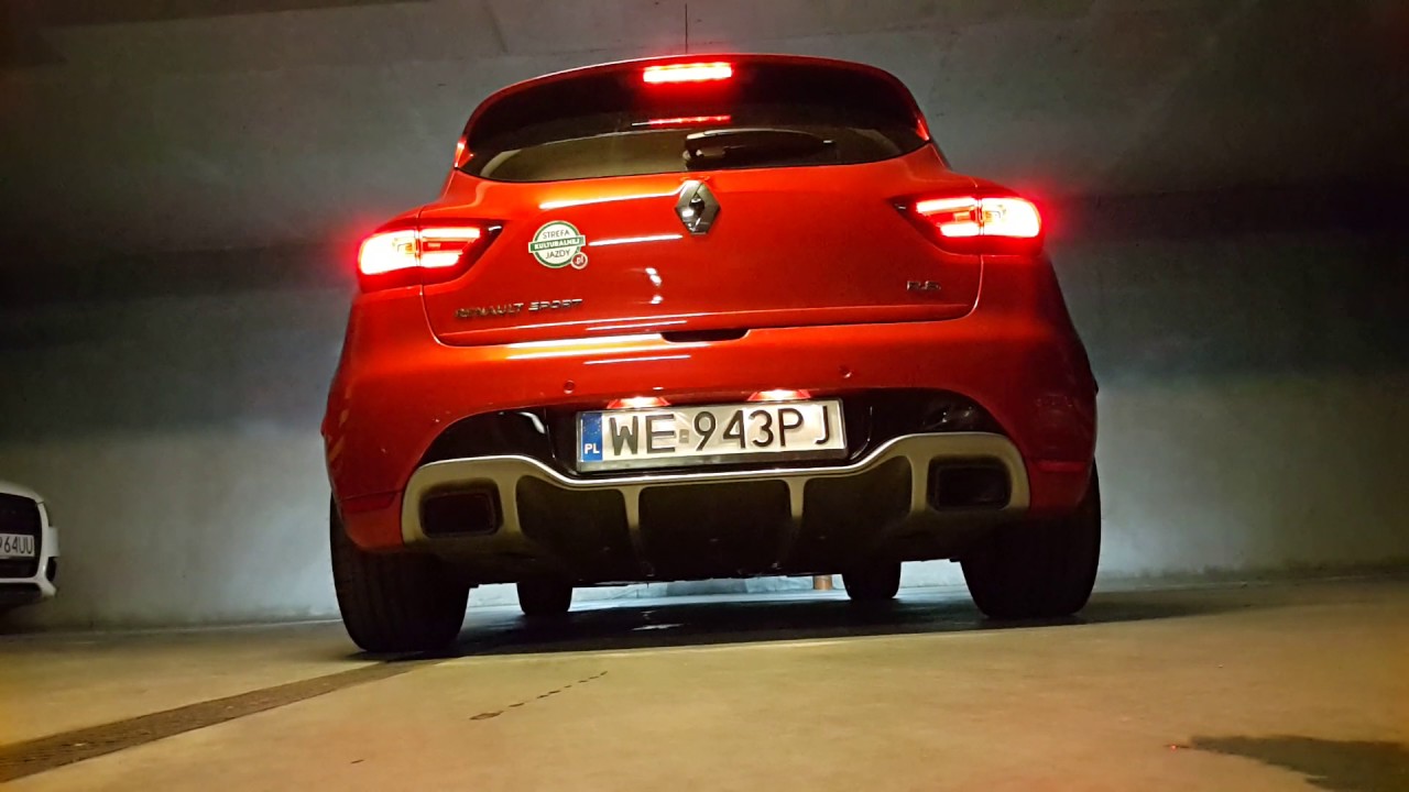 Renault Clio RS Trophy 220 EDC Akrapovic sound exhaust