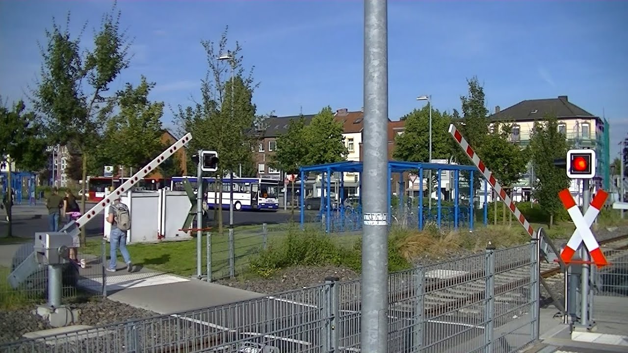 Spoorwegovergang Alsdorf-Annapark (D) // Railroad crossing // Bahnübergang