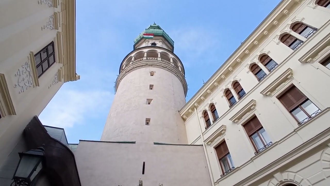 Sopron/Hungary.View city, street, architecture.Around the world.(Шопрон/Венгрия).