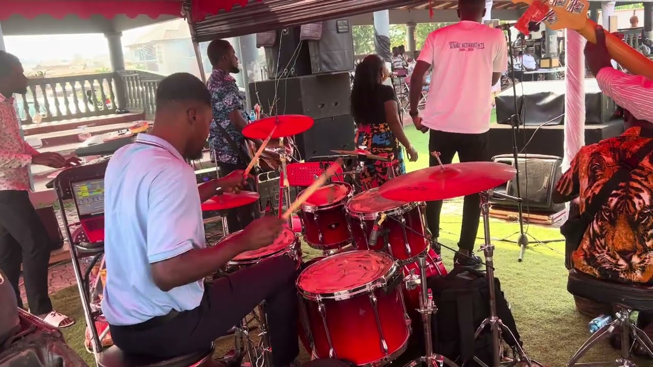 A SMOOTH GOSPEL HI LIFE FROM THE YOUNGSTER BAND…ENJOY THE FLOW…||KING GEORGE||🙏🏼🥰🥁✌️❤️👑