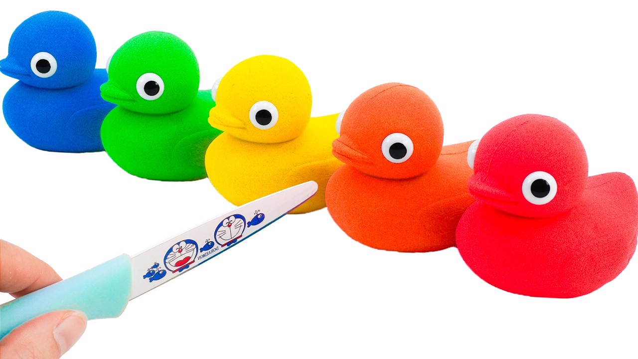 ASMR Satisfying Video | DIY How To Make Rainbow Duck From Kinetic Sand Cutting | YoYo Sand E