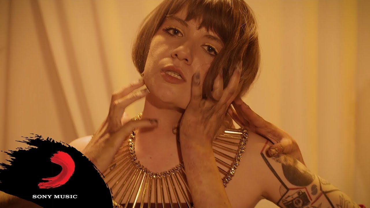 Dilhan Şeşen - Acıtır Yara