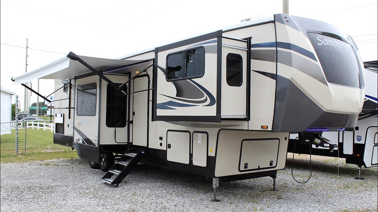 Front Living RV Review - 2021 Forest River Sandpiper 391FLRB