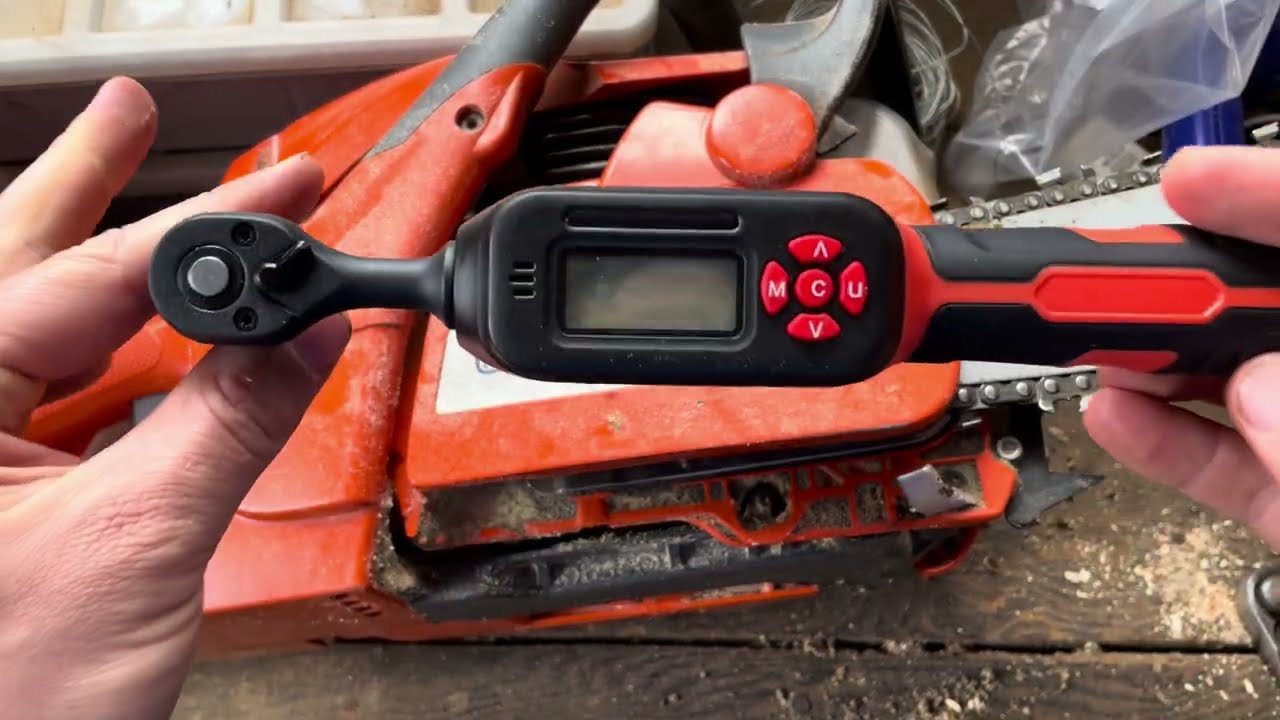 How to Use a Digital Torque Wrench