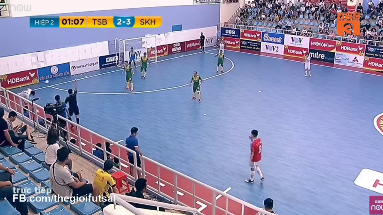 Chiến thuật power-play Futsal, một phút Thái Sơn Bắc ghi liền 2 bàn thắng
