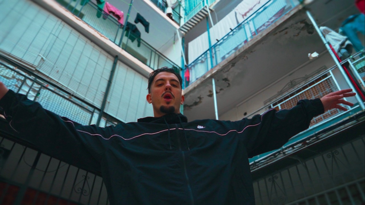 COCCO LEXA - SI ME ARDE LA PIEL (VIDEO OFICIAL)