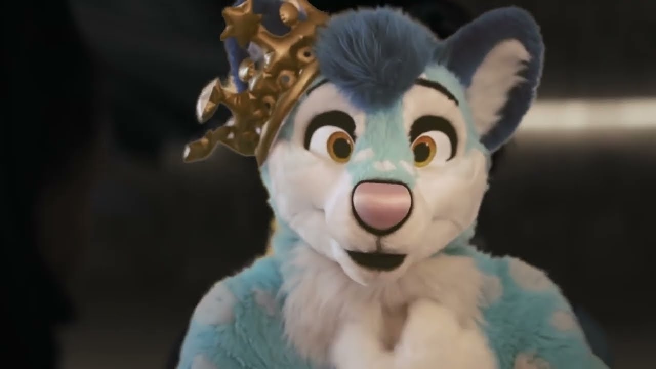 Project FAP - &Uuml;berleben auf Dune mit Furry Destillanzug [AniNite 2022]