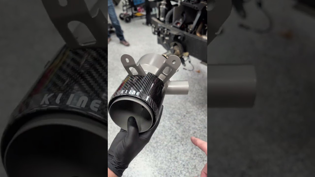 przesyłanie dźwięku wydechu do kabiny Ferrari 488 Pista #ferrari #pista #samoch&oacute;d