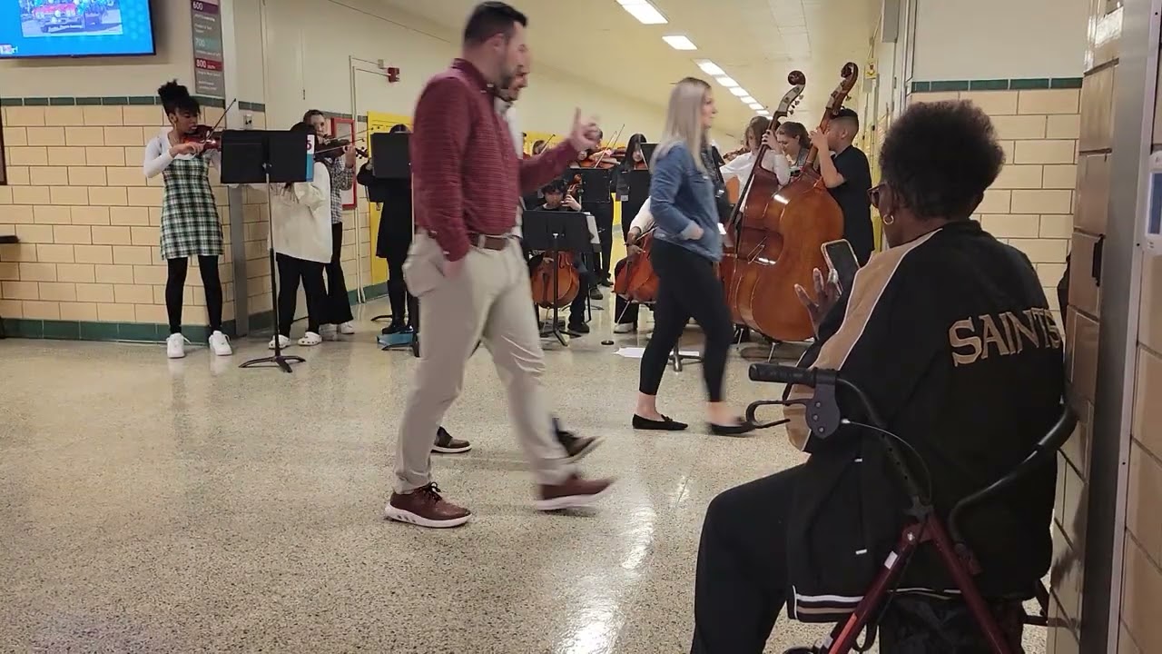Golden  Apple  awards introduction music (3)
