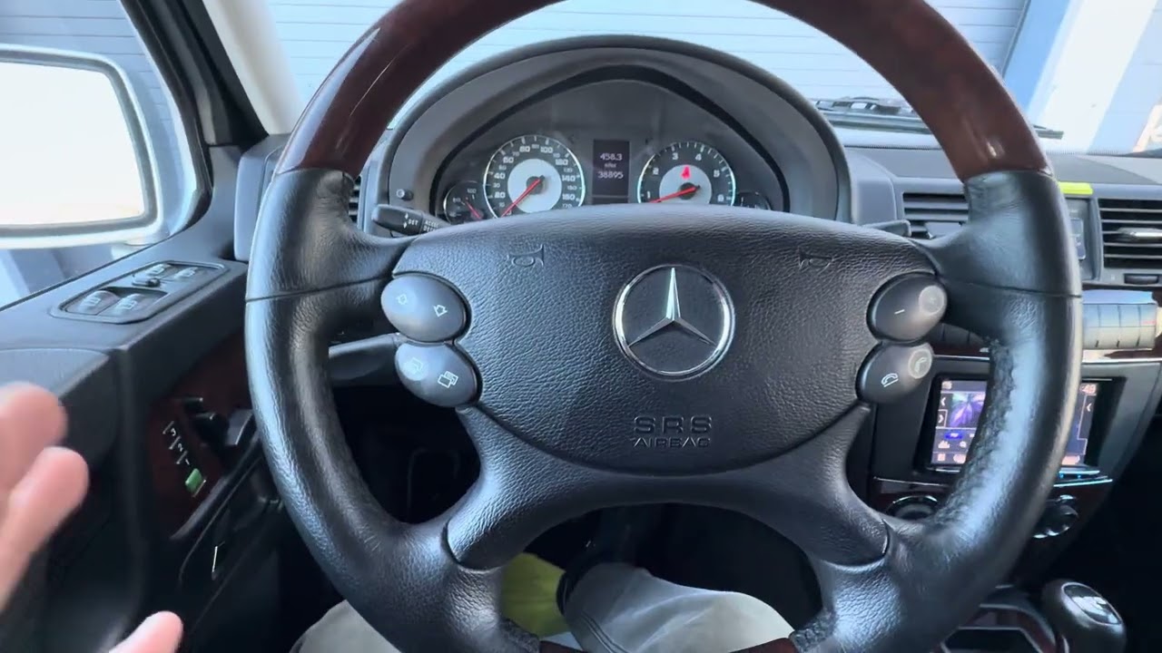2008 Mercedes G55 Features Demonstration