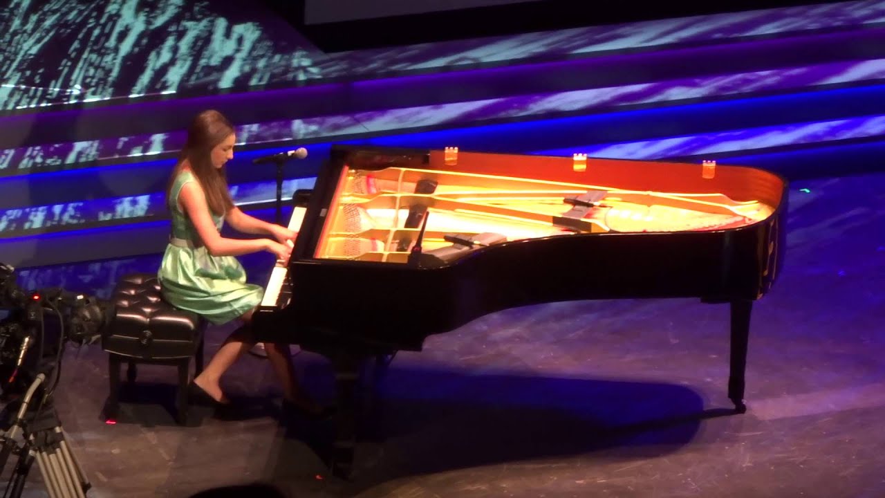 Chicago Ideas Week. Young genius - Emily Bear