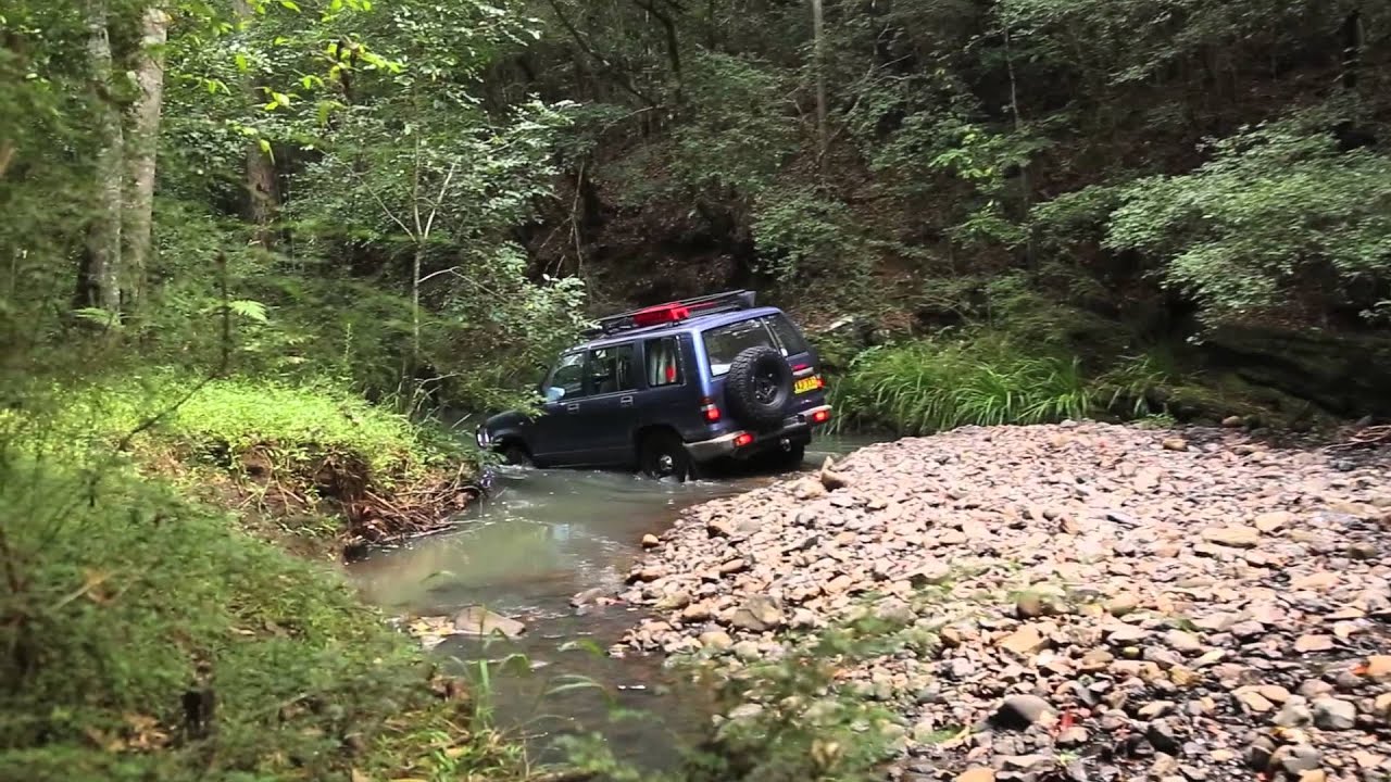 Holden Jackaroo Isuzu Trooper 3.1TD off road