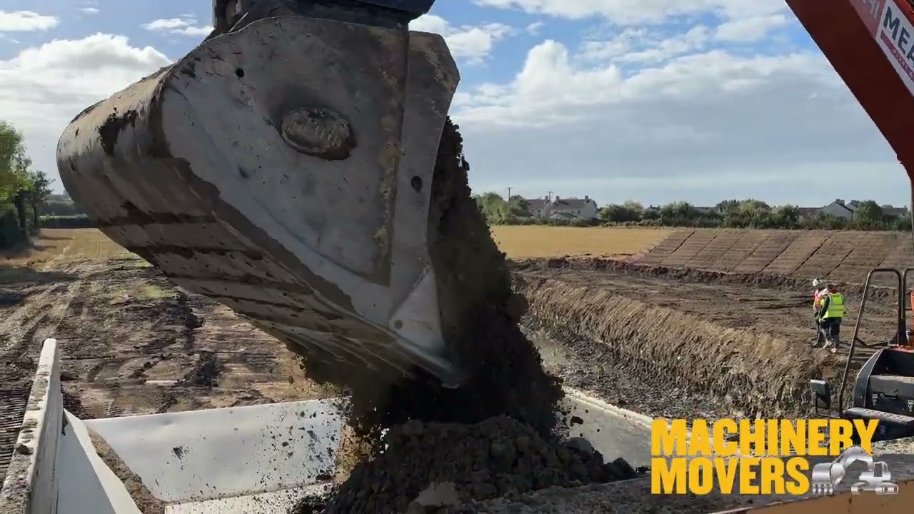 NEW HITACHI ZAXIS 210 LC