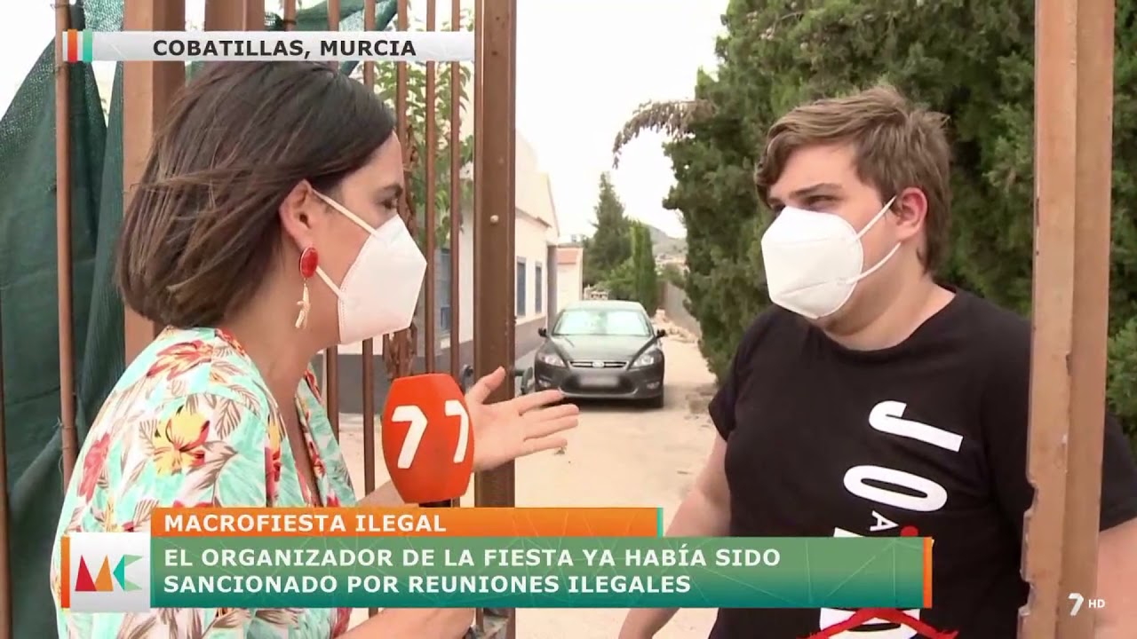 MACROFIESTA ILEGAL EN COBATILLAS