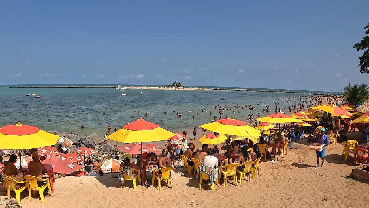 PRAIA DE CASA CAIADA OLINDA  RIO DOCE BAIRRO NOVO LITORAL NORTE DE PERNAMBUCO BRAZIL