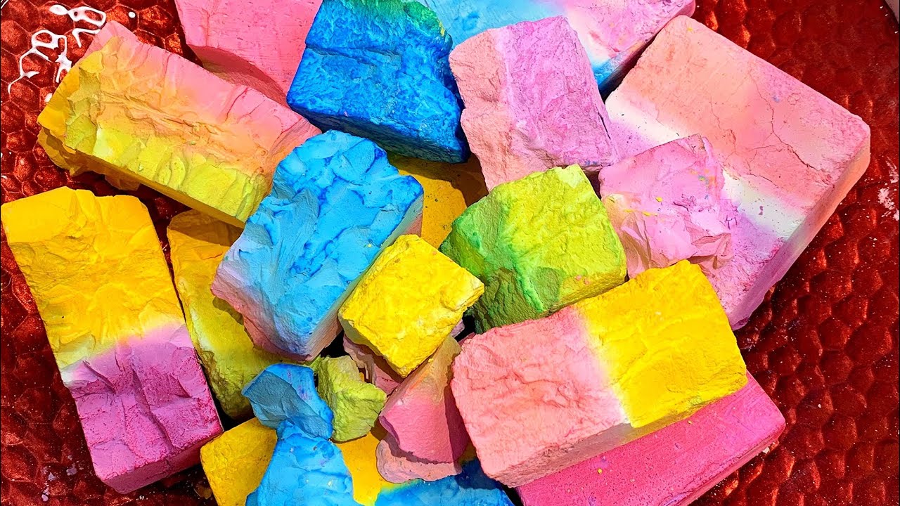 ASMR | Dyed gym chalk | easy grip & Picsil | cornstarch | crunchy | gritty | powdery | colourful
