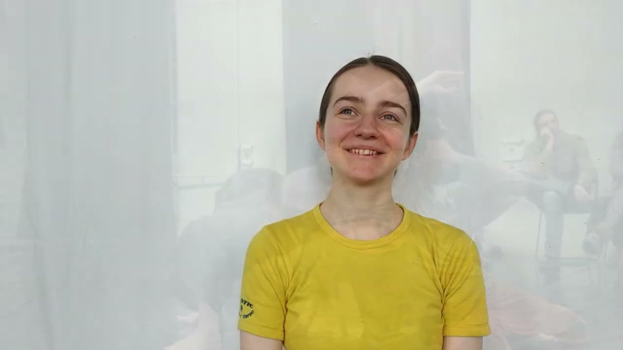 Csenge Olexa - Somatic Contact Improvisation training with Grégory Chevalier / KiT Ensemble