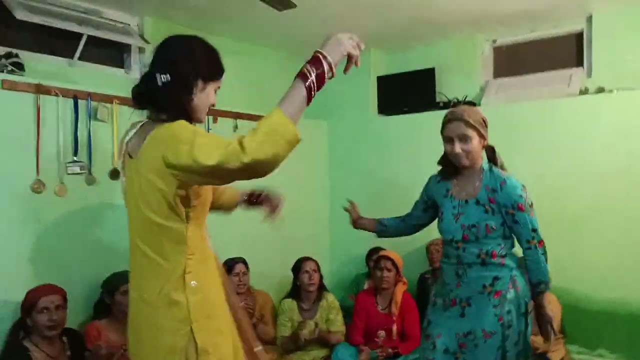 पकोड़ी दाल भिगोने के बादकार्यक्रम #culture #tradition #jonsariculture #uttarakhand