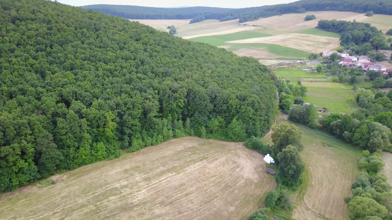 Cinobaňa zhora