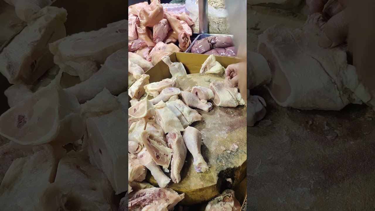 #frozenchickenlegs #frozenmeat #chopping #choppingskills #slicingskills #meatfrozen #CLQ #