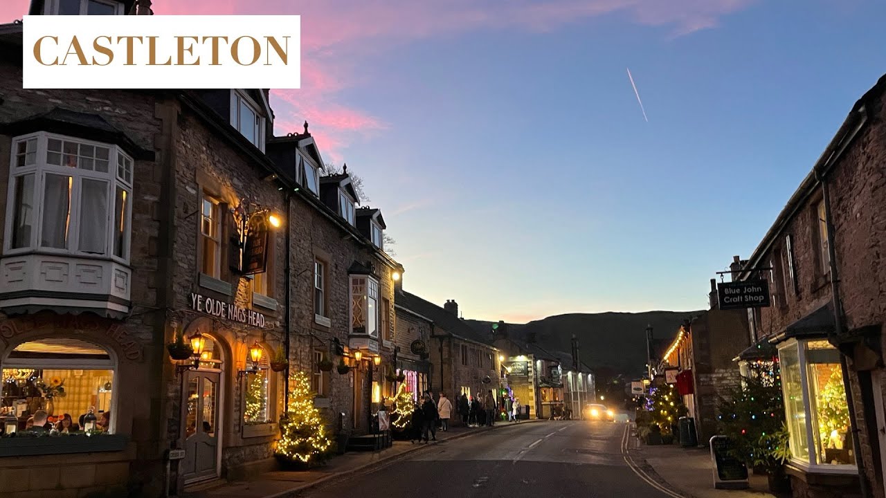 Christmas in an English Village - Castleton Peak District